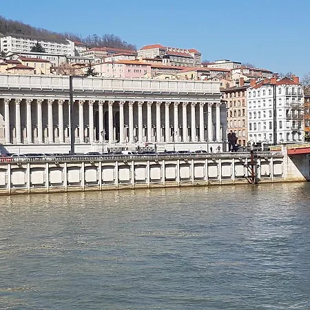 Les Du 99 Lyon
